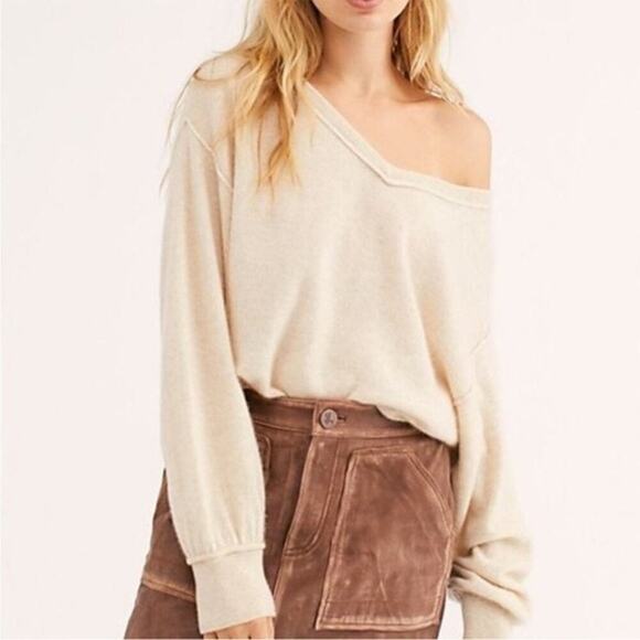 Free People Women's Cream Love Like This Cashmere Pullover Sweater Size Medium - Picture 1 of 7